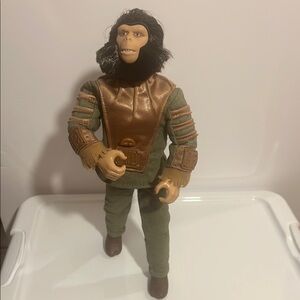 Vintage Planet of the Apes Cornelius Action Figure NWOT